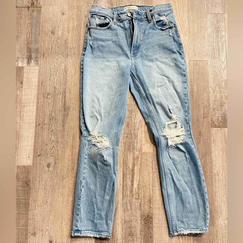 Abercrombie ‘The Mom High Rise’